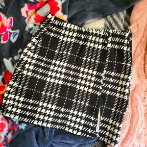 Hounds Tooth Mini Skirt